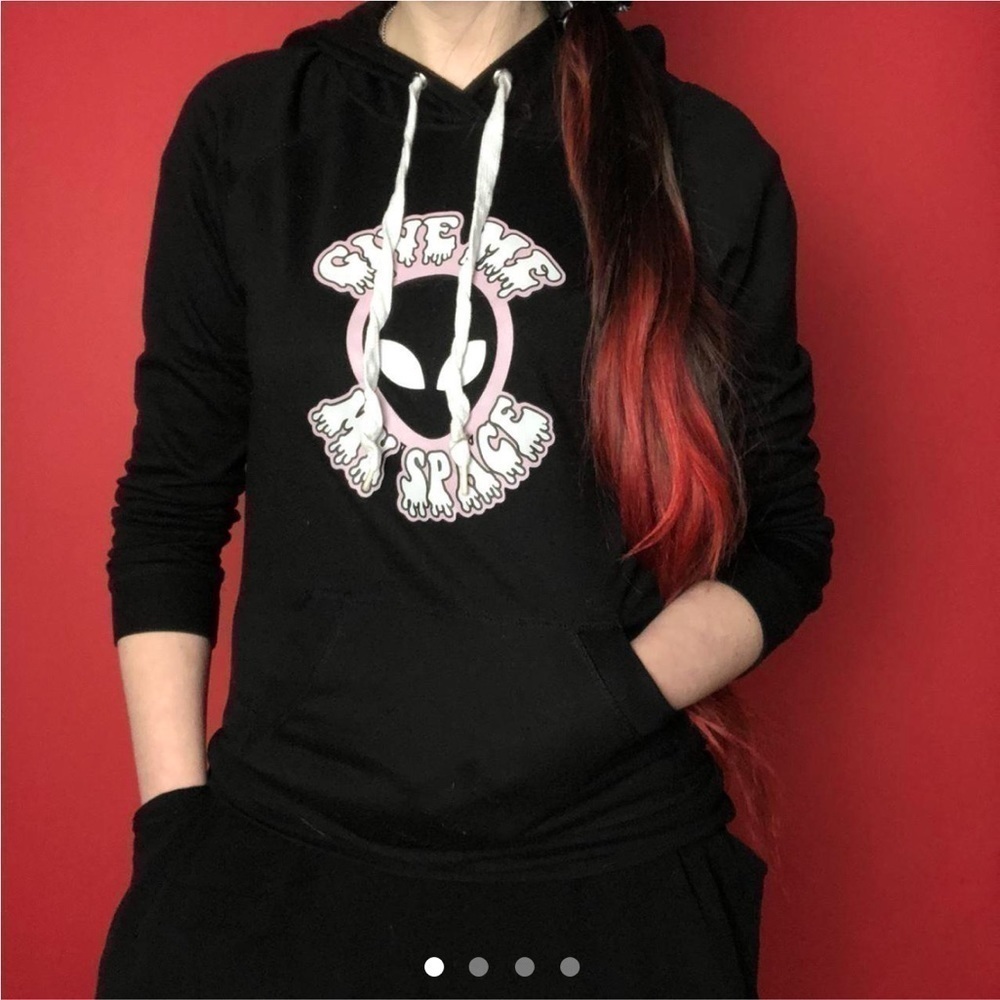 Give me my space alien hoodie 💕🖤​​​​​​​​​​​​​​​​​​​​​​​​​